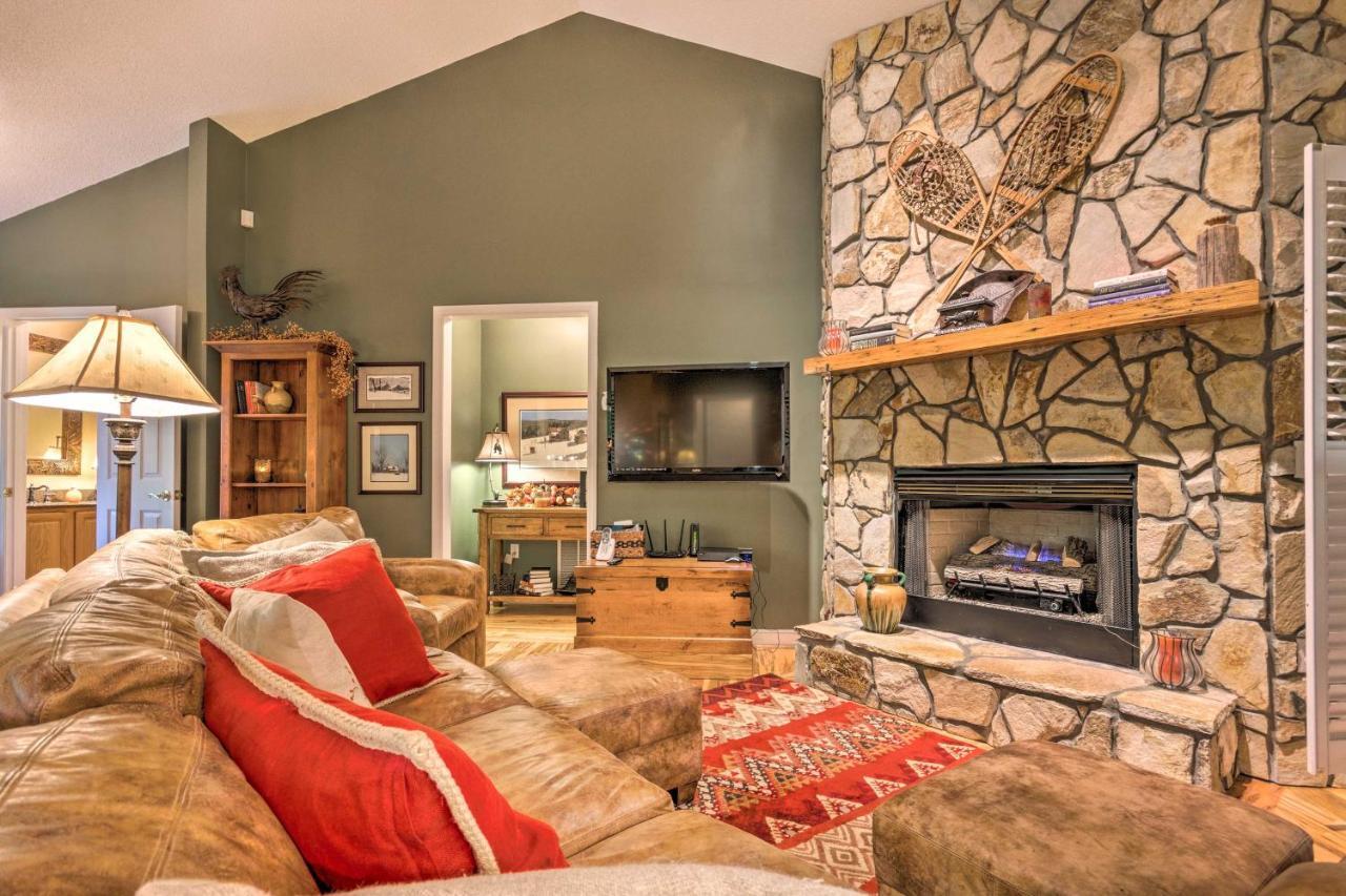 Stunning Beech Mountain Cabin With Porch And Hearth Extérieur photo